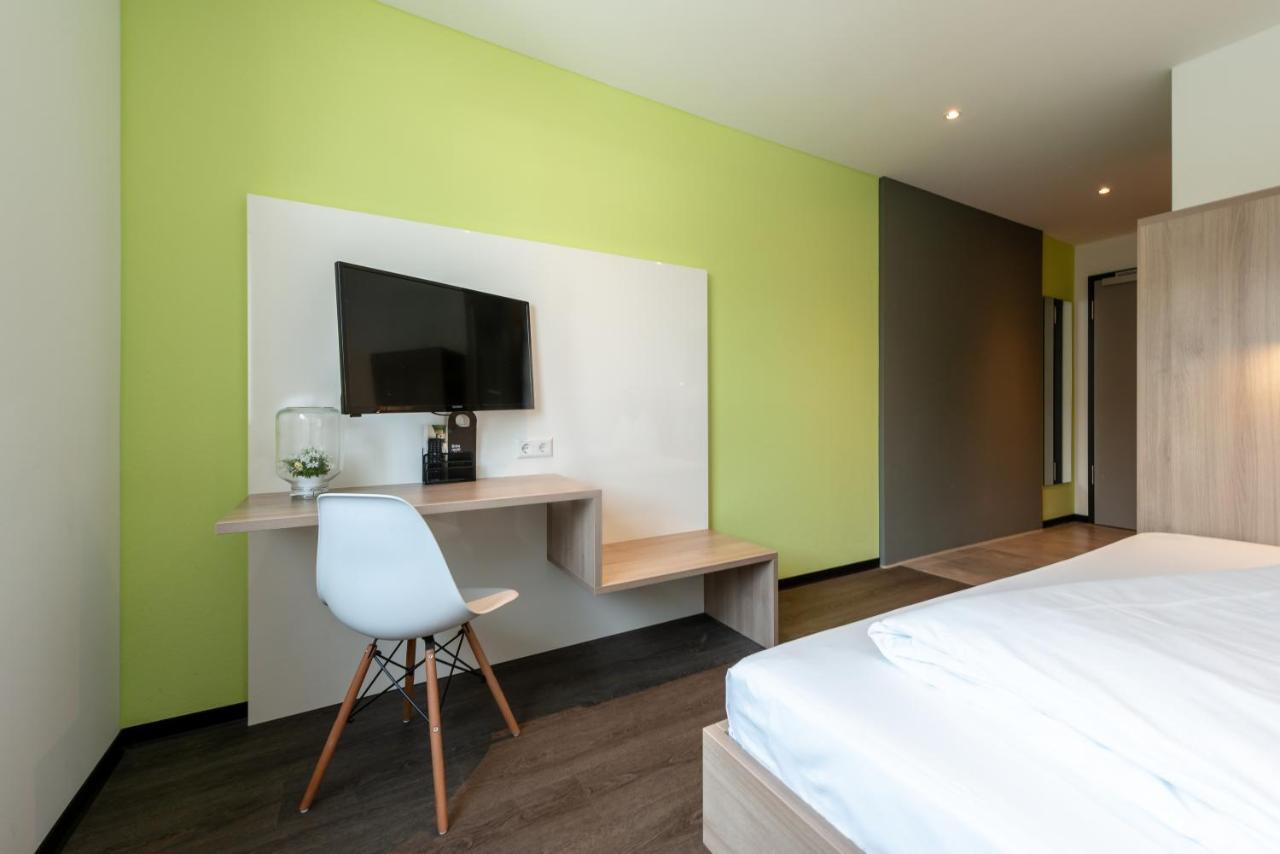 A2 Hotels Denkendorf - Airport & Messe ภายนอก รูปภาพ